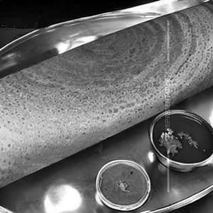 Lasooni Onion Dosa