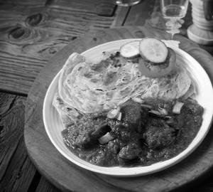 3 parotta with chilly chicken [250 ml]