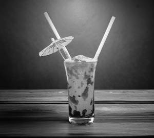 Straw berry icecream milkshake