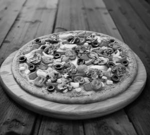 Fresh Veggie Pizza