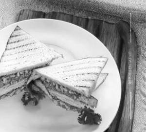 Bombay kaccha sandwich