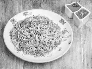 Veg Hakka Noodles