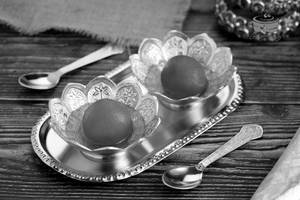Gulab Jamun 2 Pc