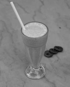 Anjeer Milkshake
