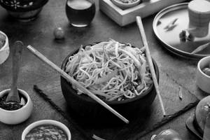 CHILLI GARLIC NOODLES