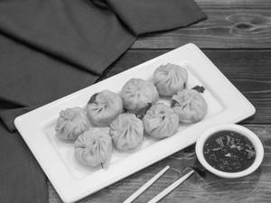 Paneer steamed momos ( 8 Pieces )