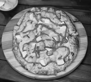 Paneer corn cheese pizza [8 inches]