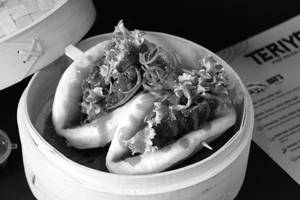 Sriracha Tofu Open Bao