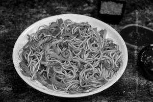Veg Mushroom Noodles