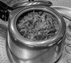 Cooker Wali Gosht Khichdi