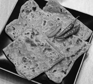 2 Pcs  Veechu Parotta