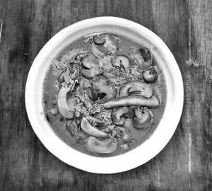 Chilly Mushroom Gravy