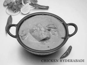 Chicken Hyderabadi Boneless Gravy