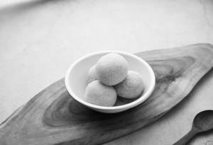 Gud rasgulla [4 pieces]