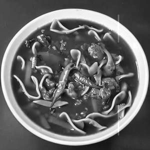 Mixed chilli garlic gravy noodle