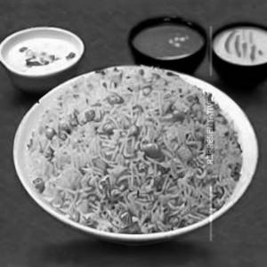 Mix non veg sezwan fried rice