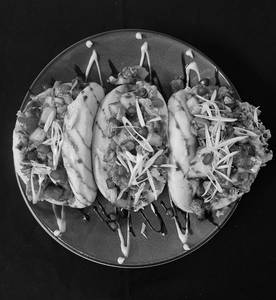 Steamed Bao Chicken