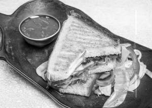 Italian grilled sandwich                                                      