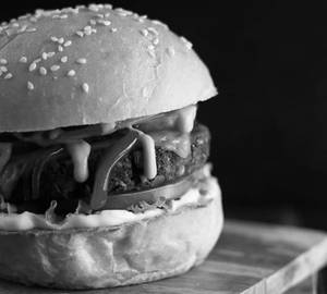 Veg tandoori burger