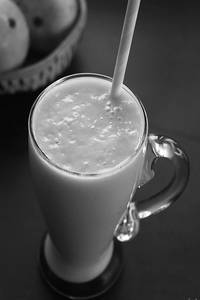 Fresh Fruit Mango Shake