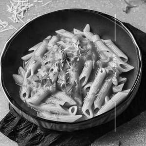 Chicken Whole Wheat Fusli Pasta in Pink Sauce