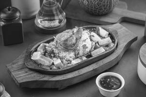 Sizzling Paneer Chilli