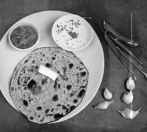 Garlic Paratha
