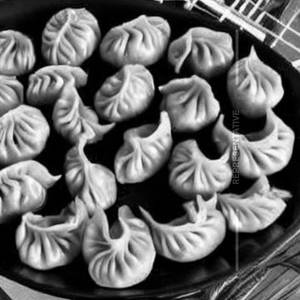 Sweet Dragon Veg Momos