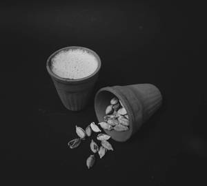 Elaichi Chai [Serves 2, 300 Ml]