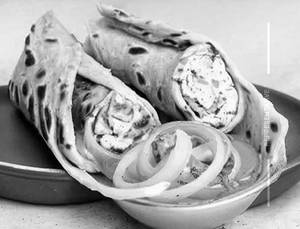 Makhmali Malai Paneer Tikka Roll