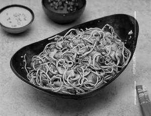 Mushroom Hakka Noodles 