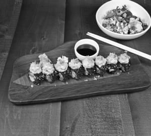 Black Rice & Salmon Truffle Cream Cheese Roll