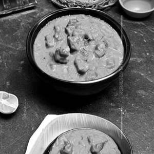 Baby corn Balti Masala (Yellow Gravy)