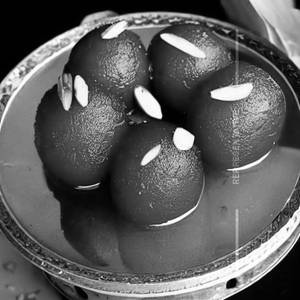 Special Gulabjamun                                                             