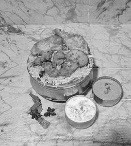 Spcl Biryani{1egg,6pc Of Chicken 65 & 2dum Peices}