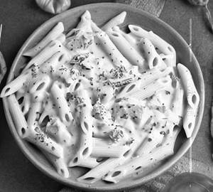 White Sauce Chicken Pasta