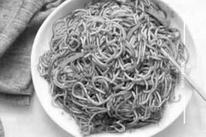 Chilli garlic noodles