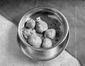 Dum aloo kashmiri