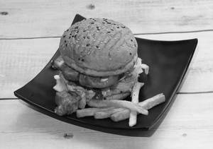 Achari Paneer Burger