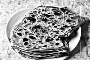 Egg Mughlai Paratha