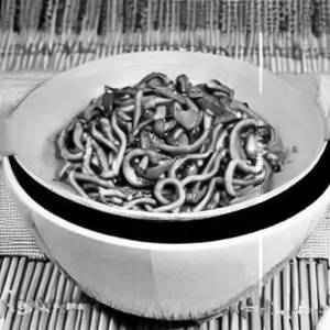 Mushroom & Baby Corn Noodles