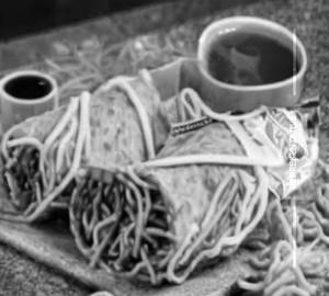 Chow mein Roll