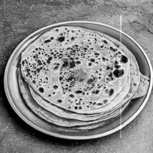 Pyaaz Lachaa Paratha 