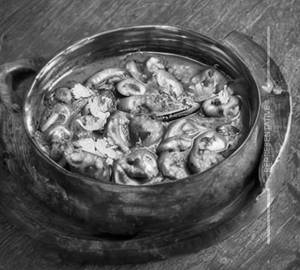 Matar Mushroom Hara Pyaz
