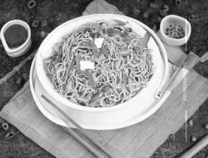 Egg Hakka Noodles       