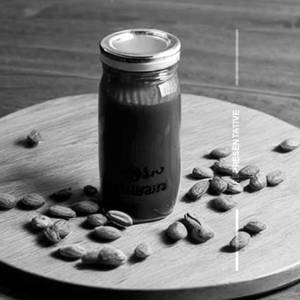 Cafe honey almond