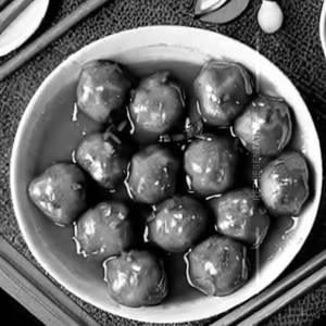 Fish Ball In Hot Garlic Sauce