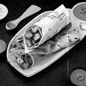Paneer Mushroom Mix Veg Roll