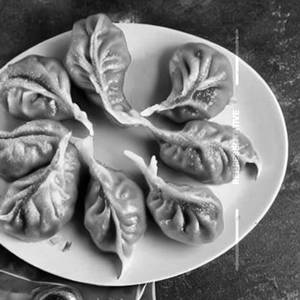 Cheese Baked Chicken Momos