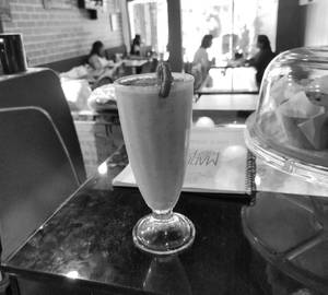 Fig & Pear Shake
